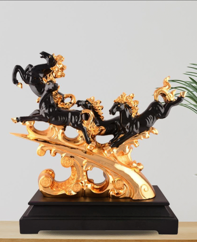EXCLUSIVE FIGURE - 25634