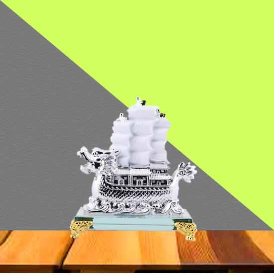 EXCLUSIVE FIGURE - 30724