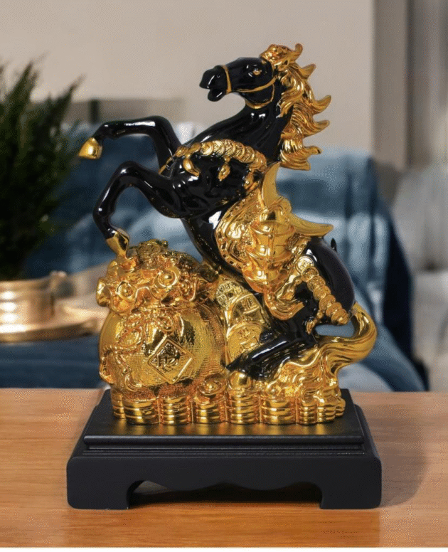 EXCLUSIVE FIGURE - 38122