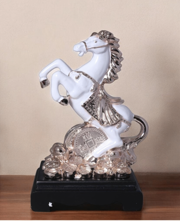 EXCLUSIVE FIGURE - 38133