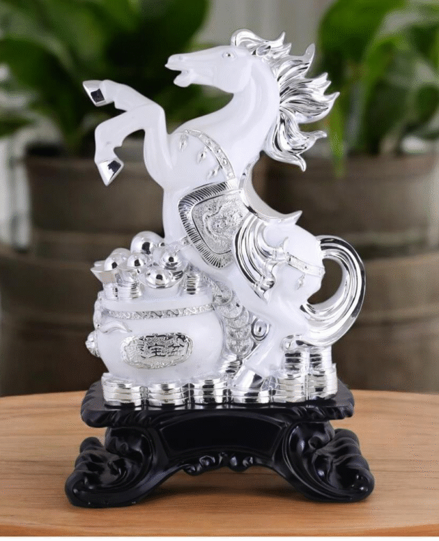 EXCLUSIVE FIGURE - 38188