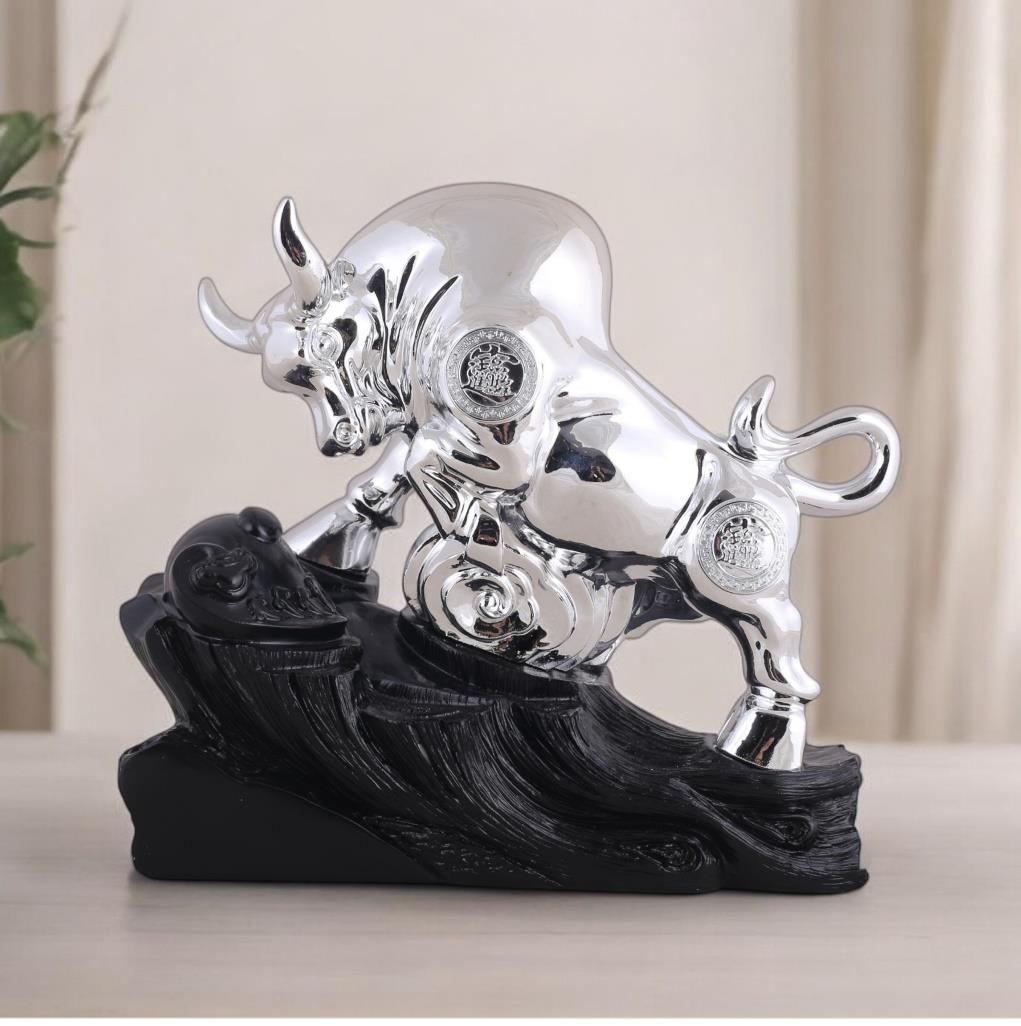 EXCLUSIVE FIGURE - 38204